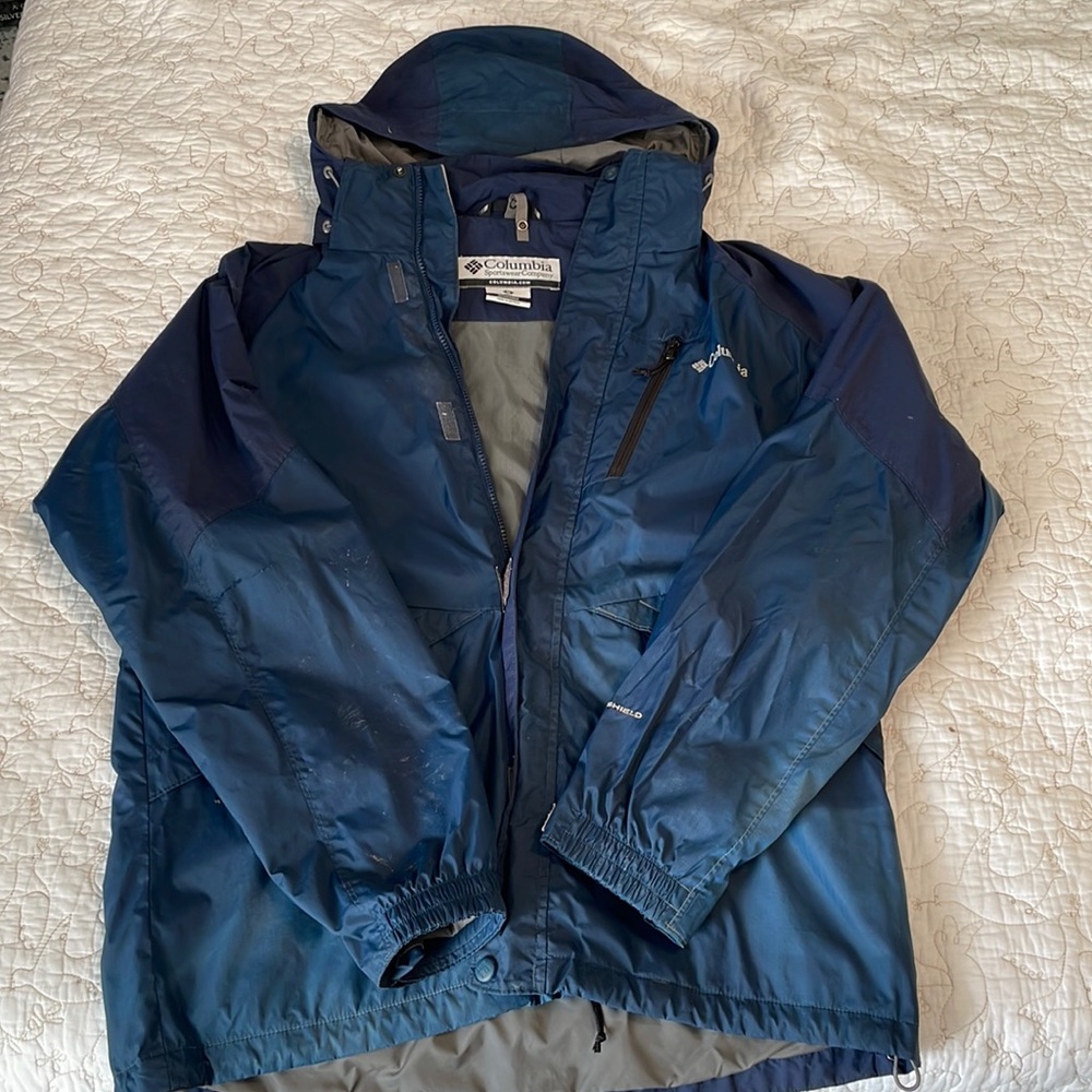 Columbia rain jacket